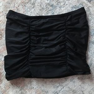 Torrid black swimsuit skirt